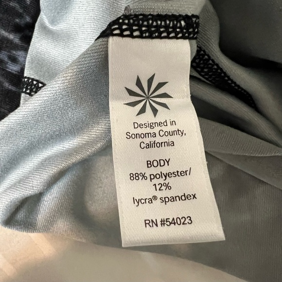 Athleta Chaturanga Black Gray Cobra Leggings. Athletic Leggings Small A2 - Picture 7 of 10